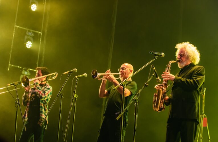 Los Fabulosos Cadillacs una prueba contra el tiempo