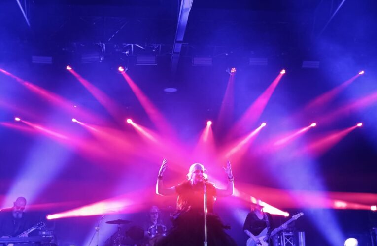 Garbage operó como una verdadera unidad en Guadalajara