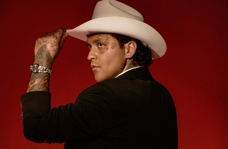 Christian Nodal lanza su esperado álbum ¿Quién + como yo?