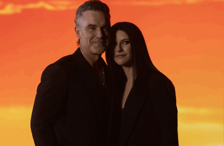 Laura Pausini se une a Robbie Williams en “Desire”, el himno oficial de la FIFA
