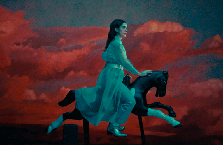 Ángela Aguilar anuncia nuevas fechas de su Libre Corazón Tour y estrena videoclips de “Miénteme Bonito” y “Libre Corazón”