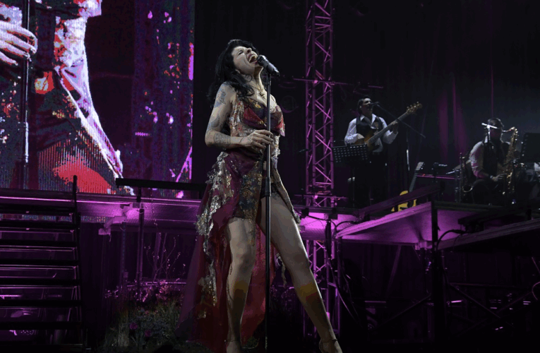 Cazzu arranca su gira Latinaje: La Novela con tres noches históricas en Buenos Aires