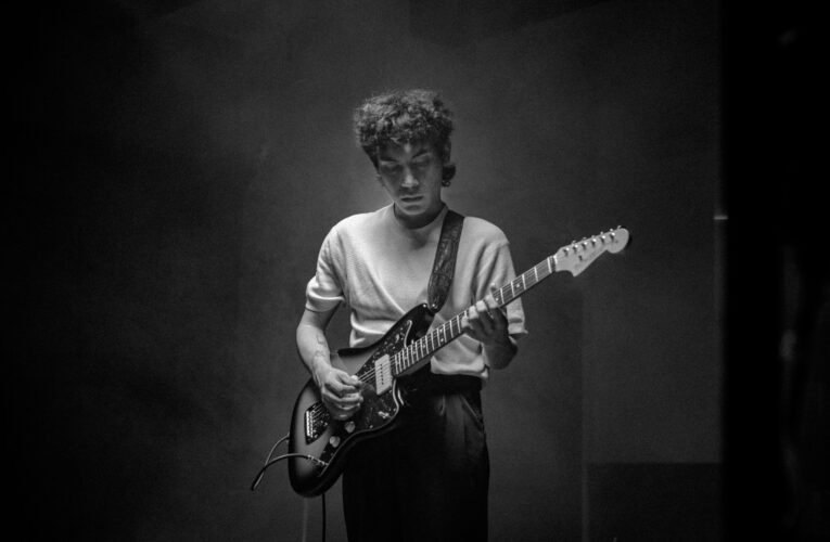 Ed Maverick ilumina Guadalajara con “La Nube en el Jardín”