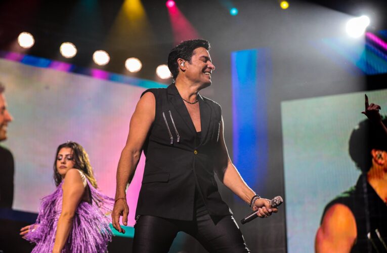 Chayanne conquista Guadalajara y anuncia nueva fecha en el Estadio 3 de Marzo con su gira “Bailemos Otra Vez”