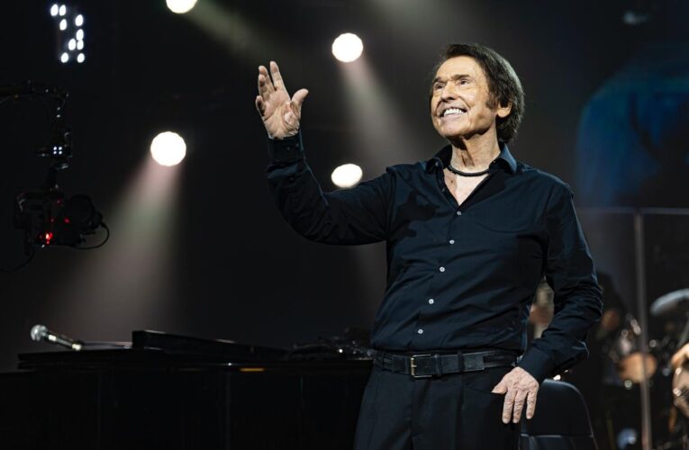 Raphael llega a Guadalajara con Raphaelísimo