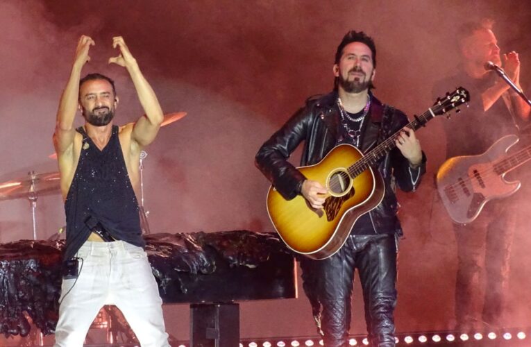 Camila emociona en Fiestas de Octubre 2025