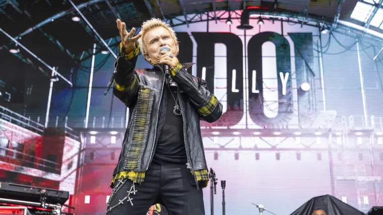 Billy Idol: la voz rebelde que transformó el rock moderno