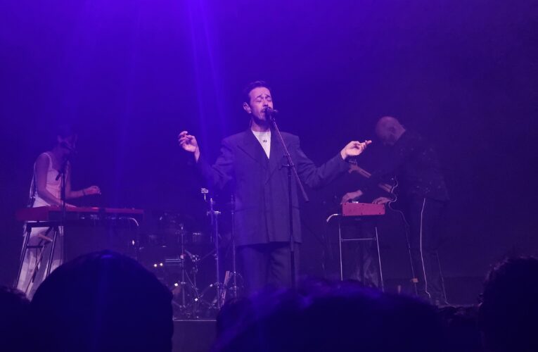 Noche exitosa de Meme Del Real en Conjunto Santander